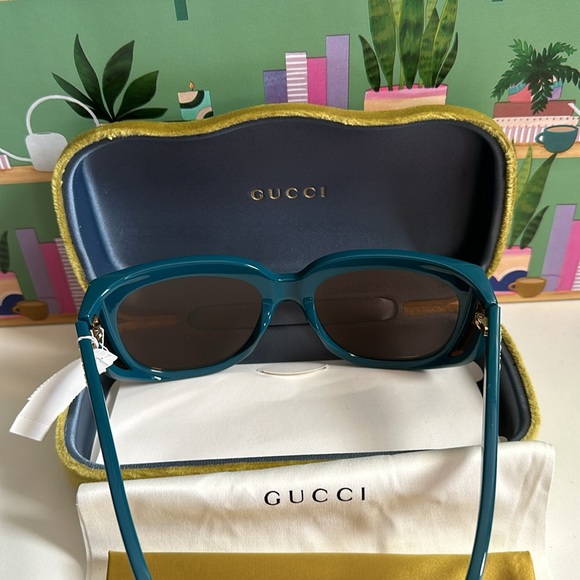 Gucci sunglasses - Picture 10 of 12